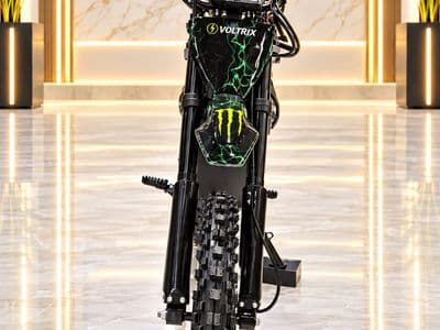 אופנוע שטח חשמלי VOLTRIX 72V בצבע ירוק-שחור, צילום 4