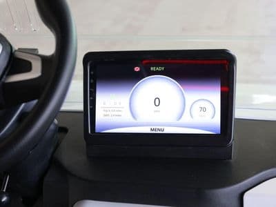 קלאב קאר חשמלי WEEGO 4 – ארבעה מקומות (2+2)